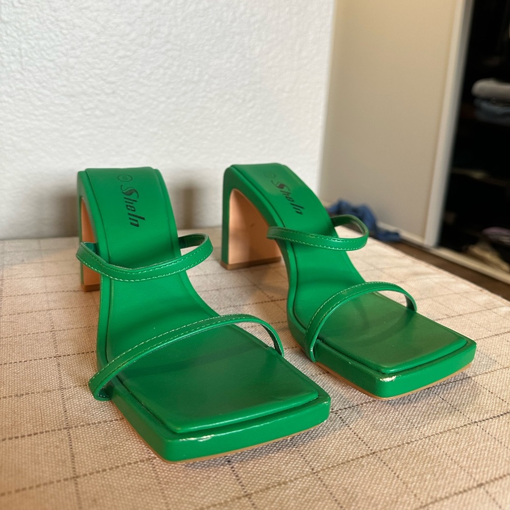 Green block heel